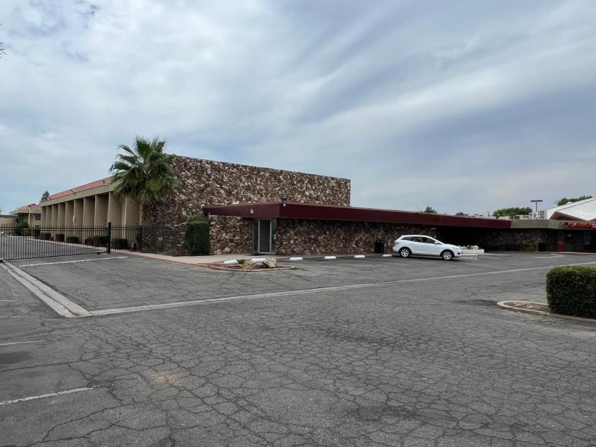 Fresno City Inn Экстерьер фото