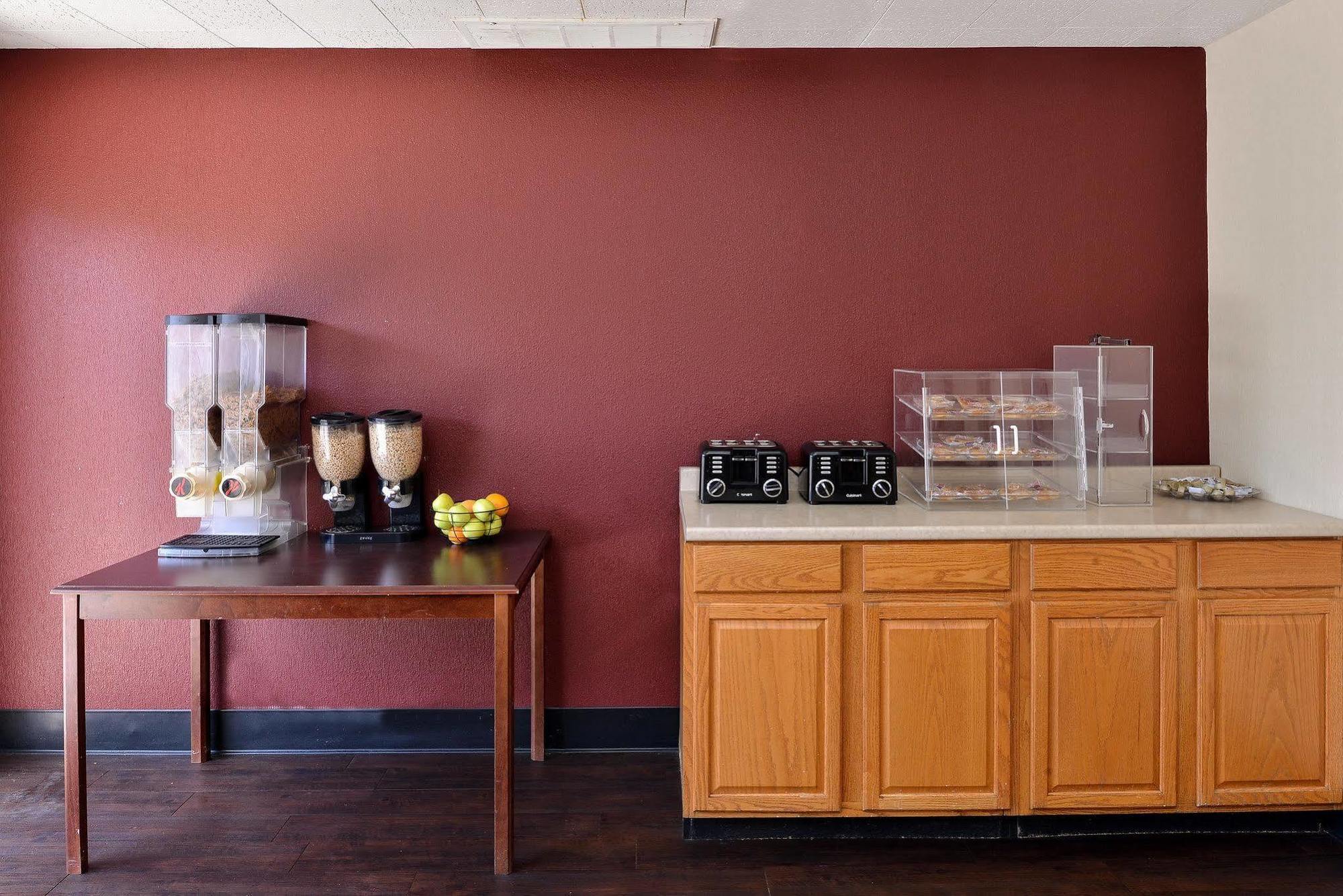 Fresno City Inn Экстерьер фото